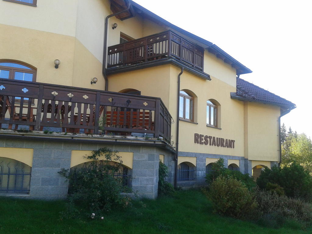 Penzion Stary Dvur Nove Dvory  Exterior photo